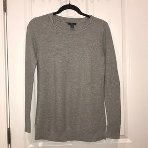 GAP sweater